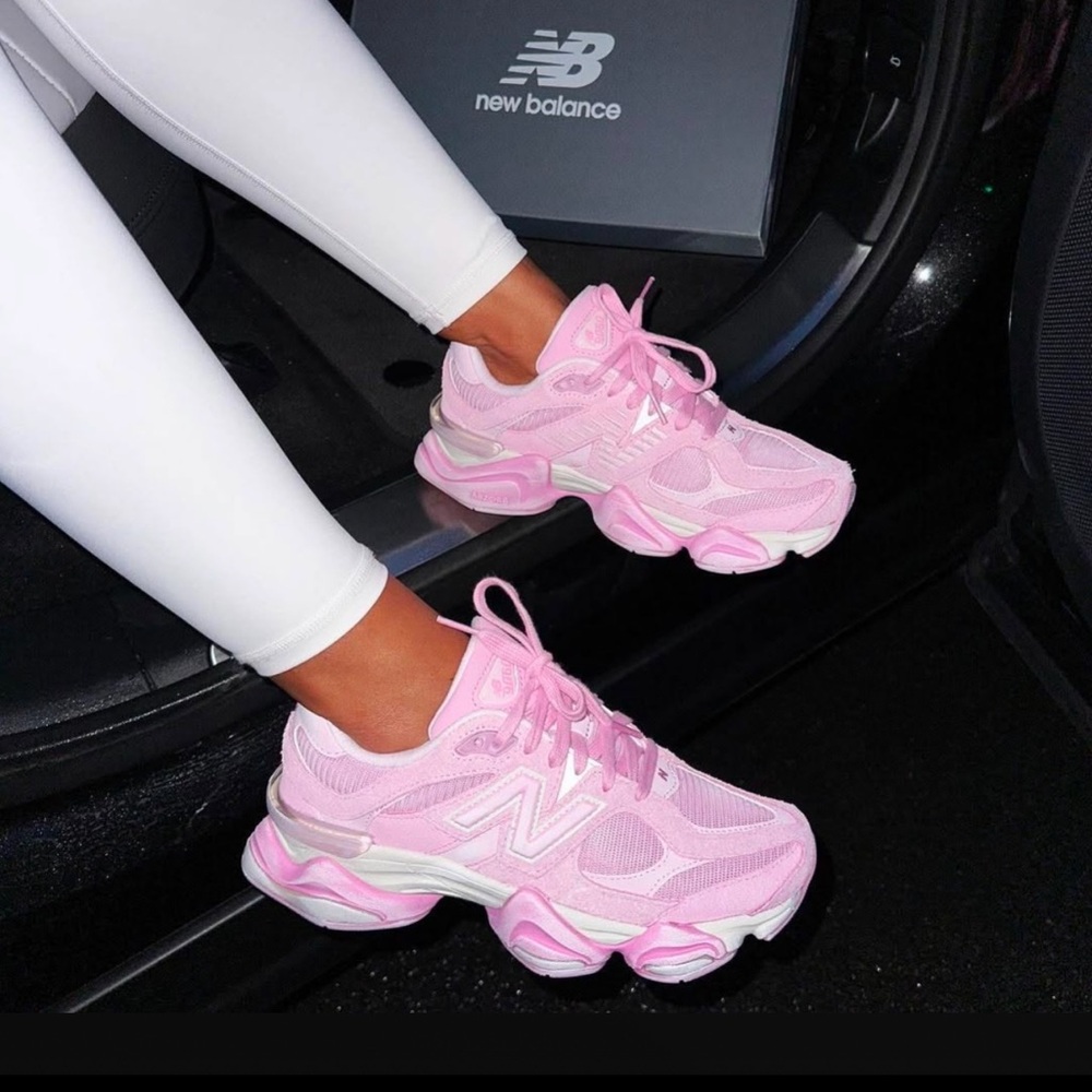 ISO New Balance Overdye 9060